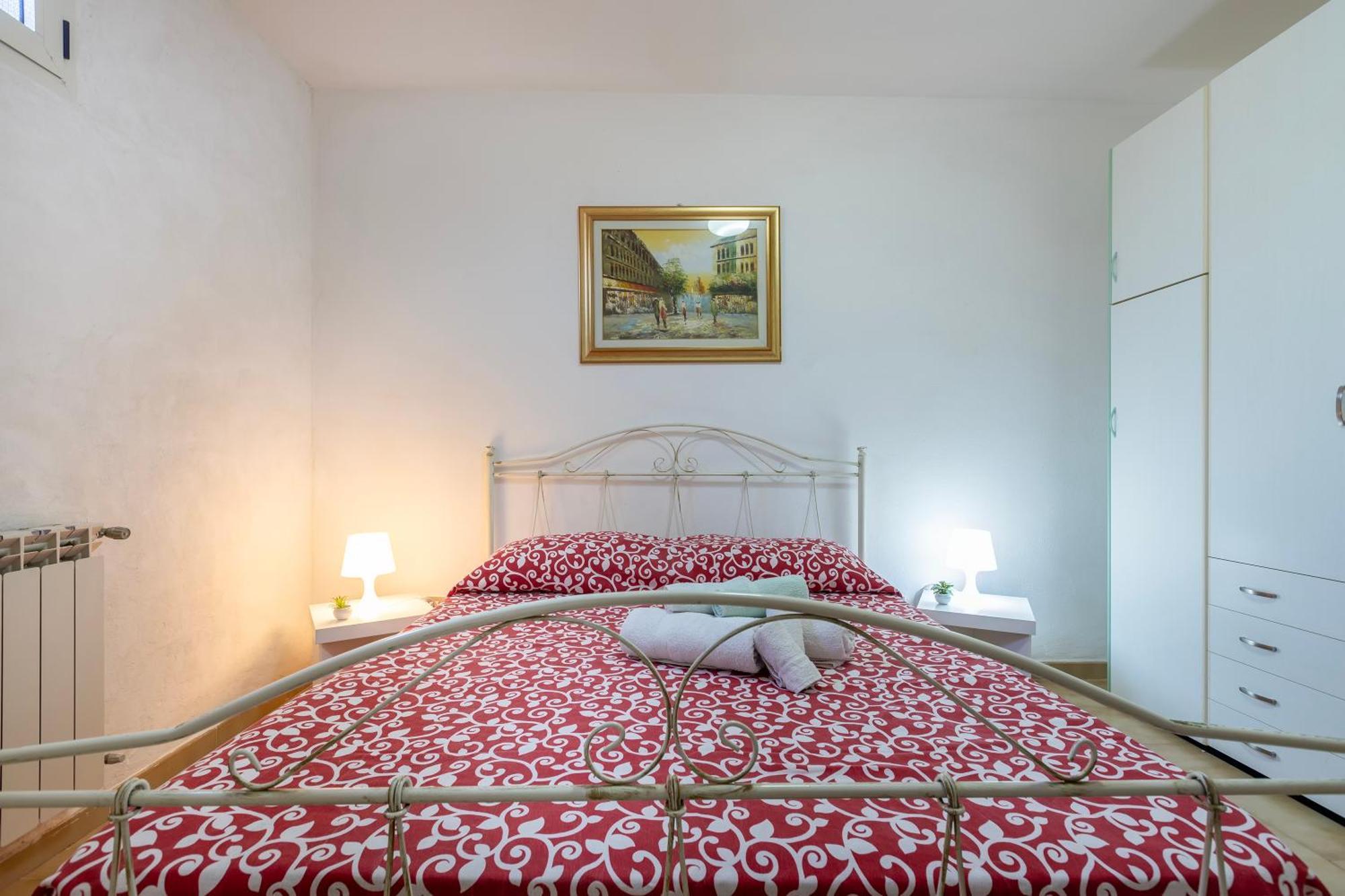 Casa Vacanze Patrizia 瓦雷多利亚 外观 照片